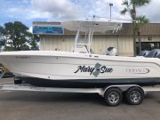 Used 2020 Robalo Power Boat for sale