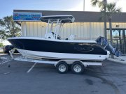New 2023 Robalo Power Boat for sale