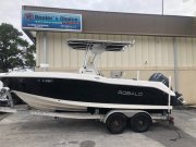 Used 2015 Robalo ROBALO R200 Power Boat for sale