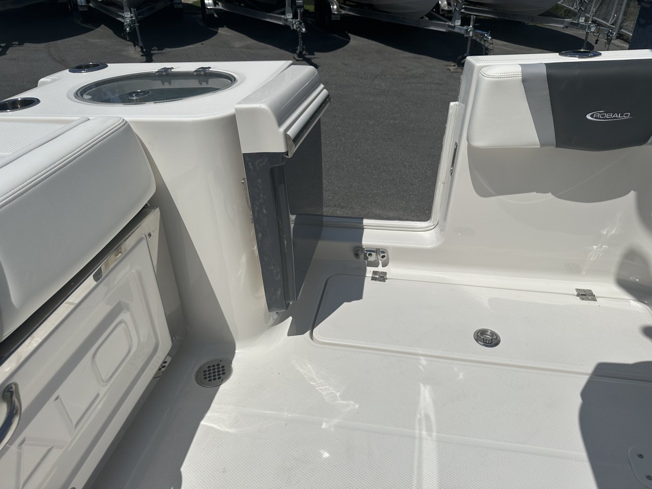 Center console is an open hull boat where the console of the boat is in the center. The boat deck surrounds the console so that a person can walk all around the boat from stern to bow with ease. Most center consoles are powered by outboard motors.